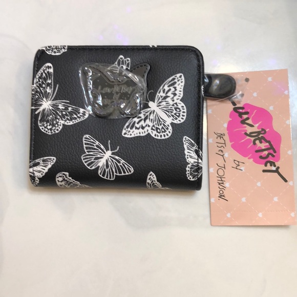 Betsey Johnson Luv Betsey Snap Card Wallet Black & White Butterflies NWT - Picture 1 of 16